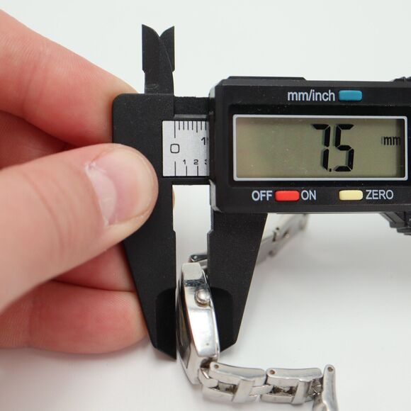 Fossil F2 Ladies Watch Silver Tone 16mm Black Dial Bracelet ES-9751 New Battery - Picture 3 of 15